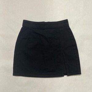 princess polly/lioness lola mini skirt black